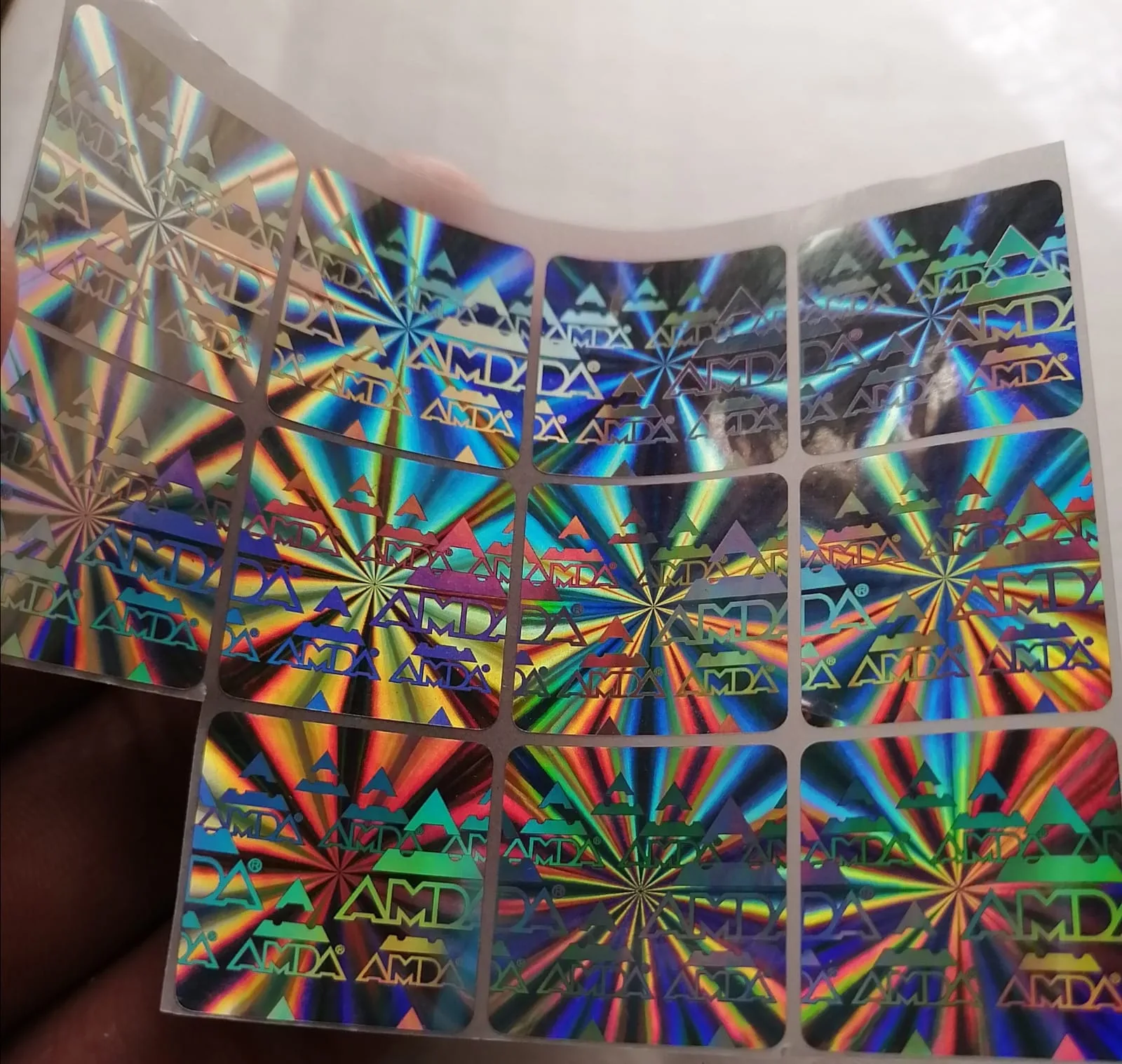 Holograma para documentos y facturas, pegado en frio - holograma 3