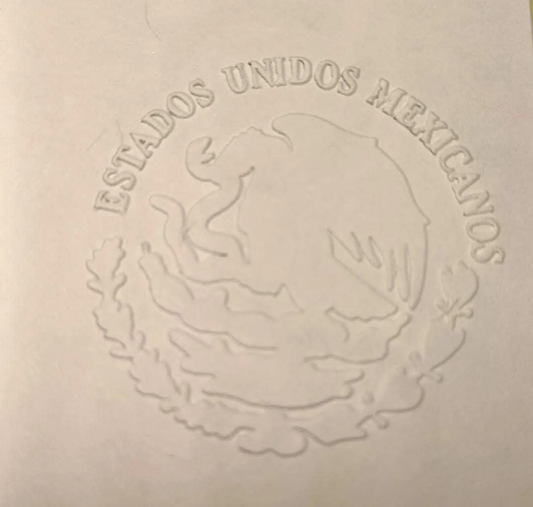 Papel seguridad escudo nacional con relieve